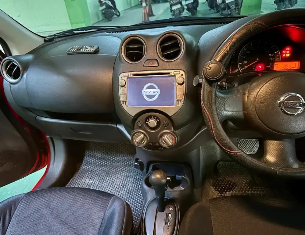 Nissan March 2013 Matic