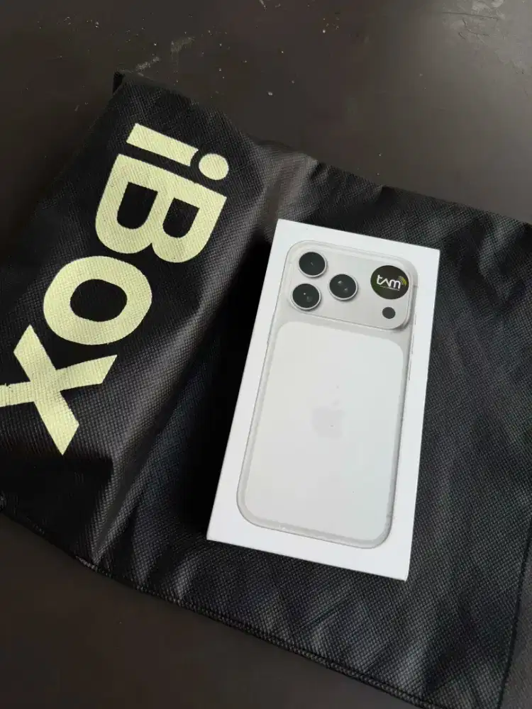 NEW iPhone 17 Pro iBox silver