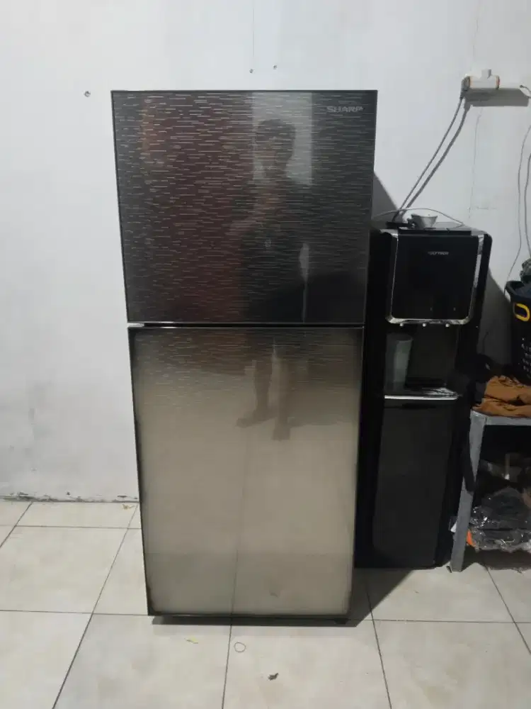 Kulkas 2 pintu sharp