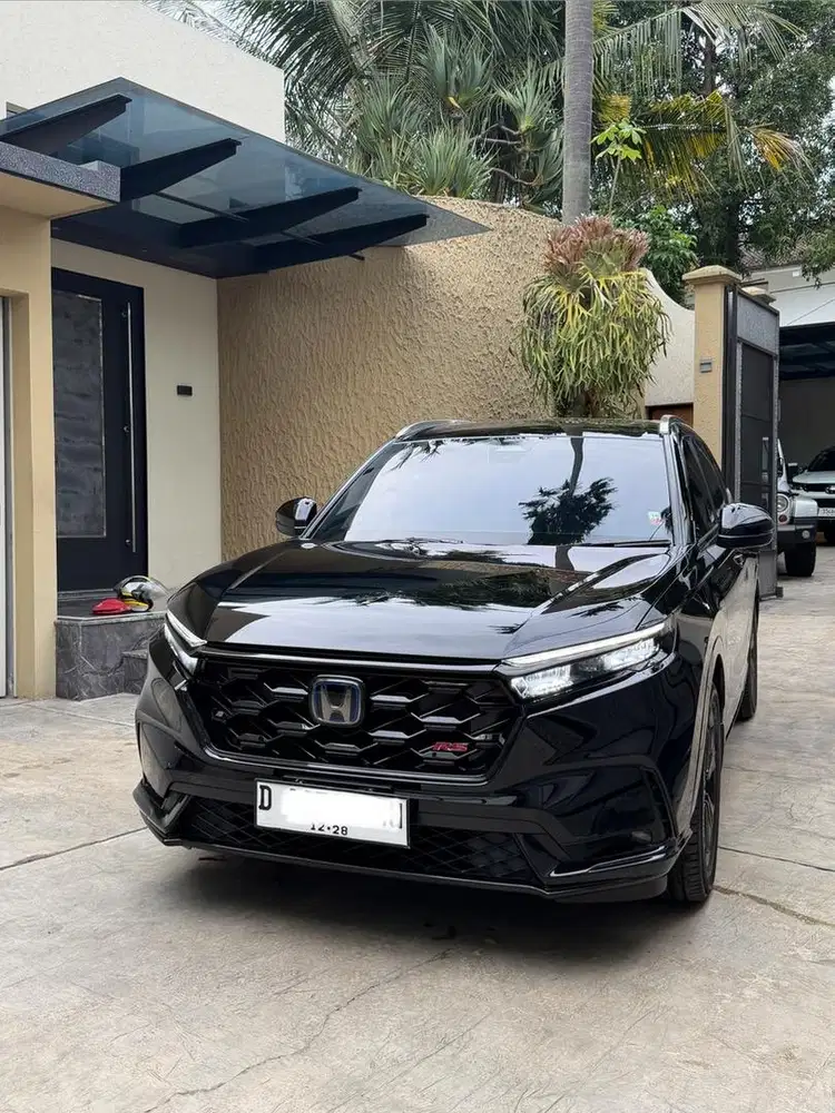 Honda CRV RS HYbrid 2023 hitam km 22k