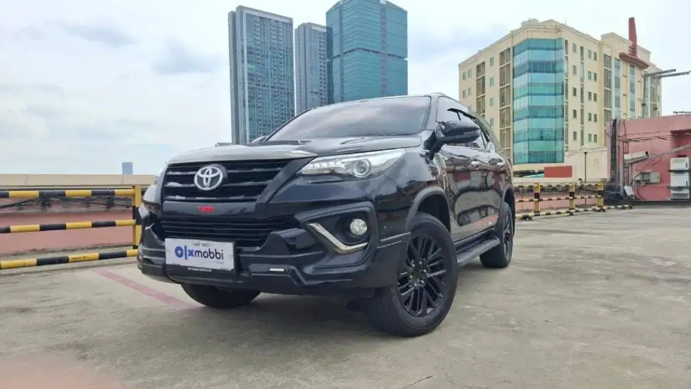 Toyota Fortuner 2.4 4x2 VRZ TRD Solar-AT 2020