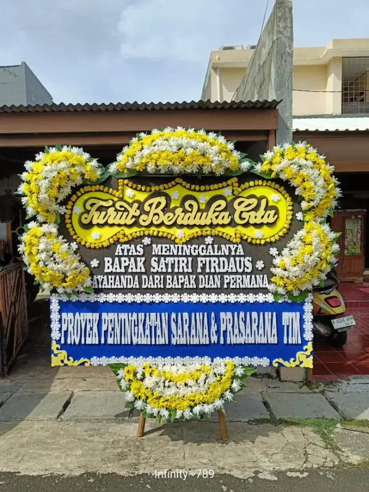 Karangan bunga papan