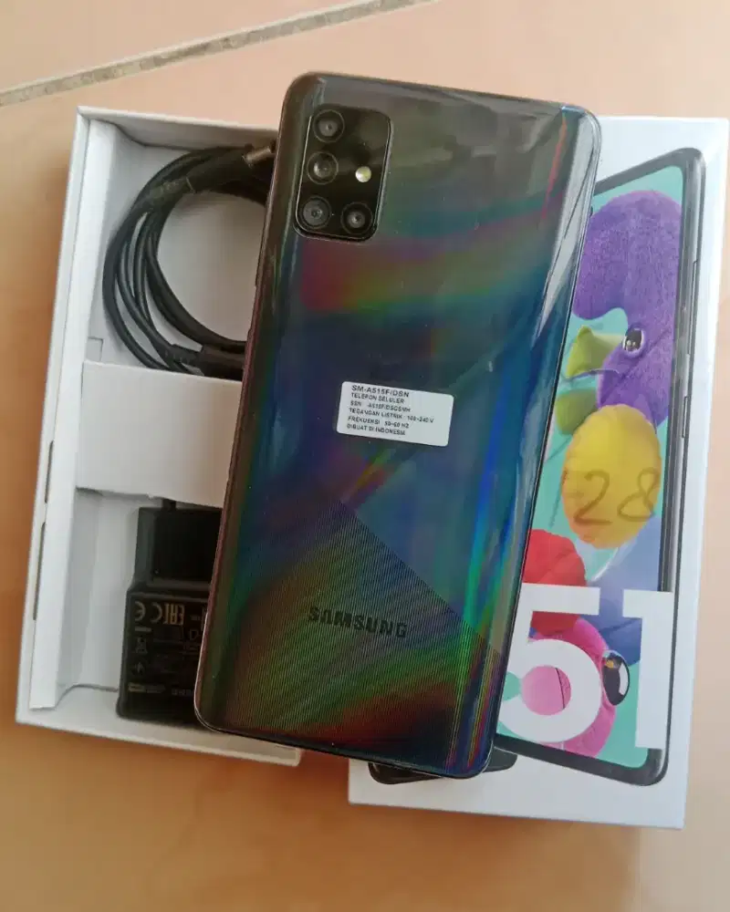 SAMSUNG A51 6/128 LIKE NEW