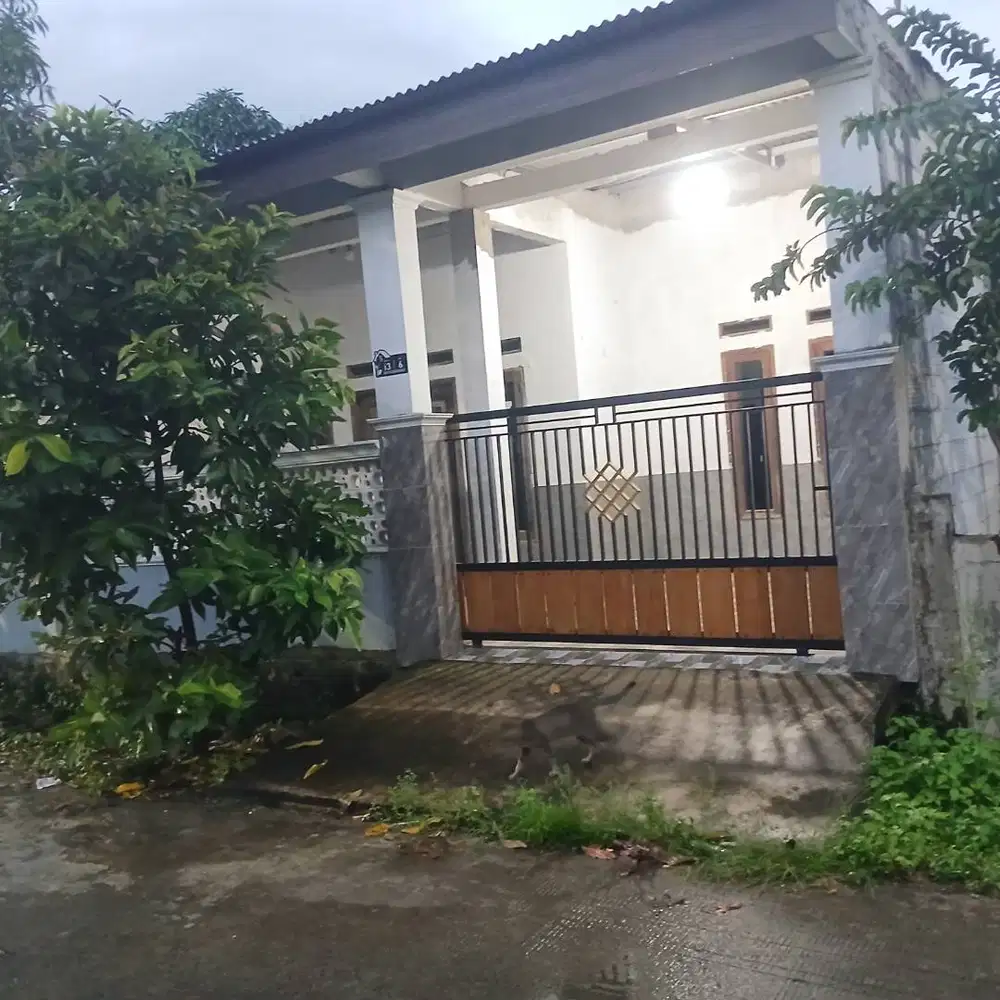 DISEWAKAN RUMAH MURAH PERUM GRIYA BAGASASI SUKATANI BLOK BLOK I 3 NO 6