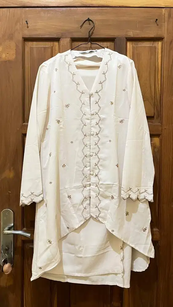 One Set Dress (size s)