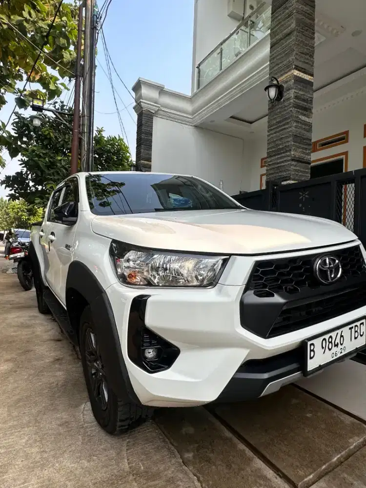 Hilux Double Cabin 4x4 2024