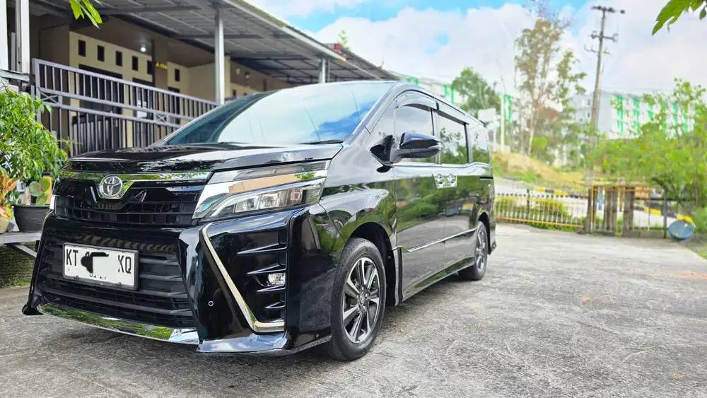 Toyota Voxy 2018 Bensin