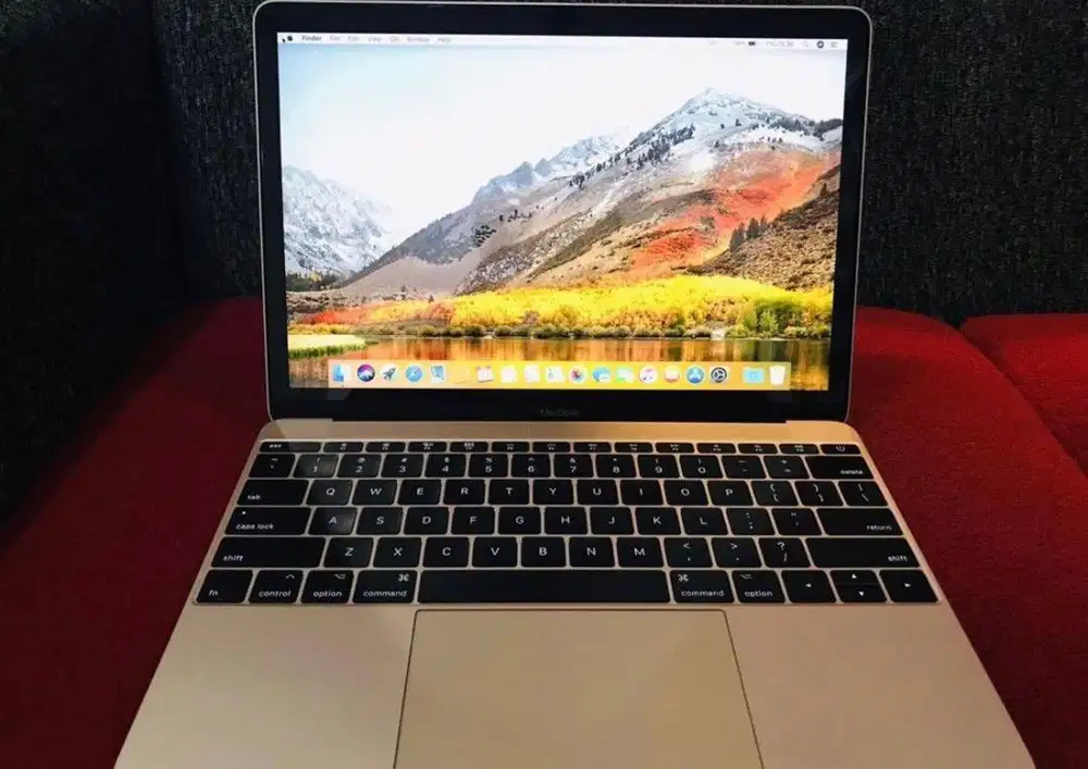 MACBOOK RETINA 12 2017