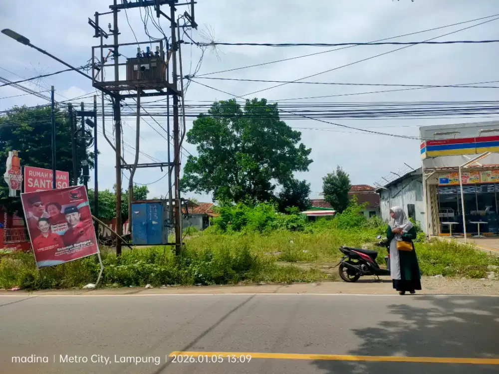 Tanah Pinggir Jalan Utama Kota Metro