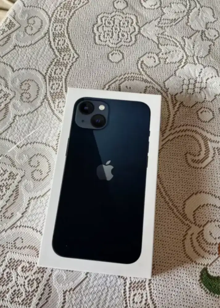 iPhone 13 warna starlight 128GB