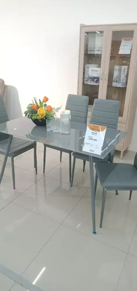 SOLEBY | DINNING SET SCANDIA PARADISE WALK SERPONG