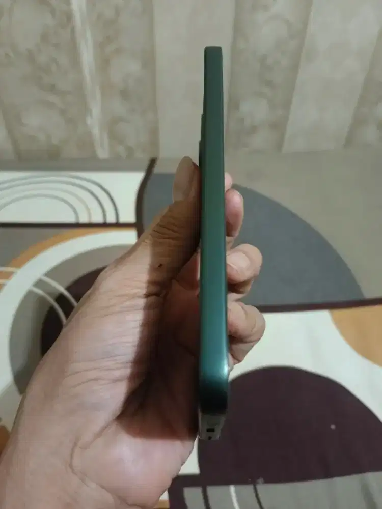 Di jual HP oppo reno 14 f 256 pemakaian sebulan fullshet