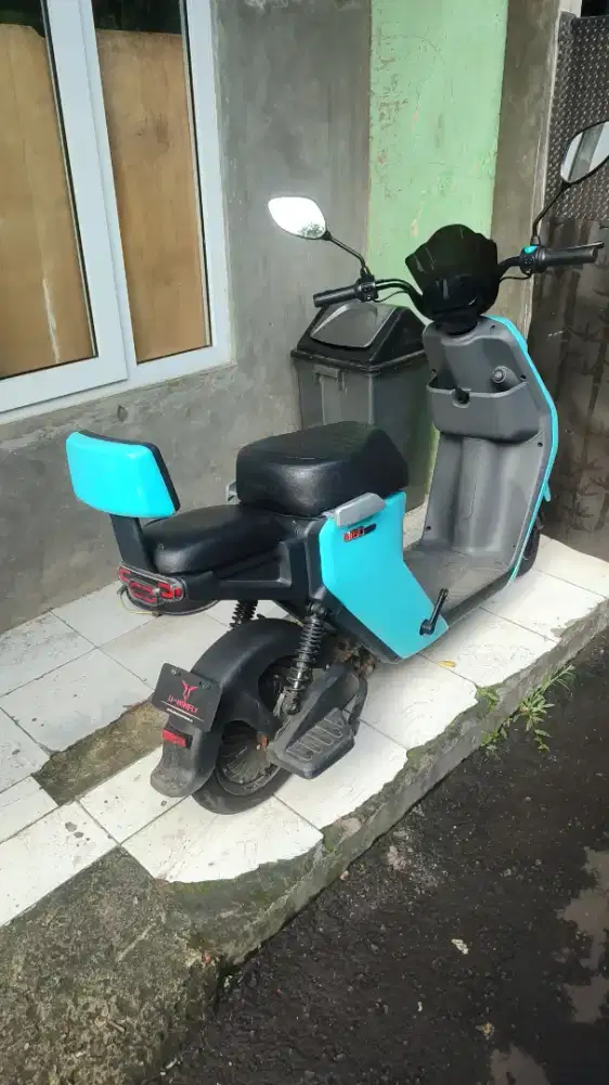 sepeda listrik second M60