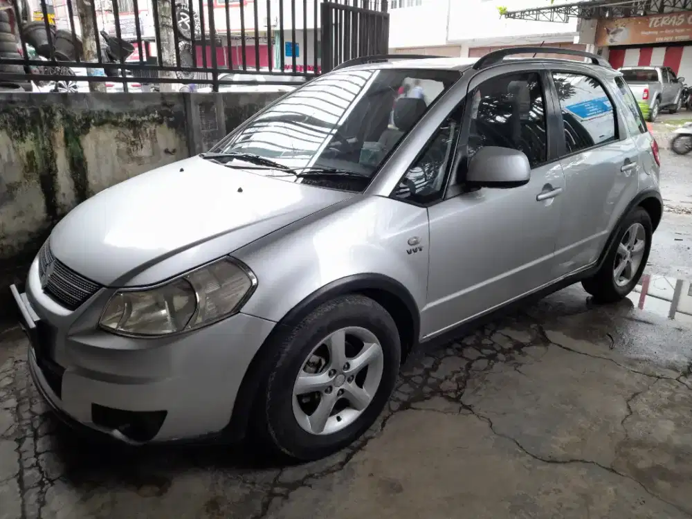Jual X-Over th.2007 kondidi mulus