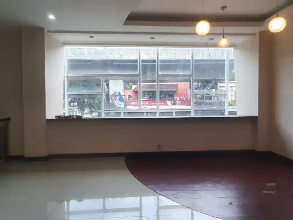 Dijual Bangunan di Wolter Monginsidi Kebayoran Baru