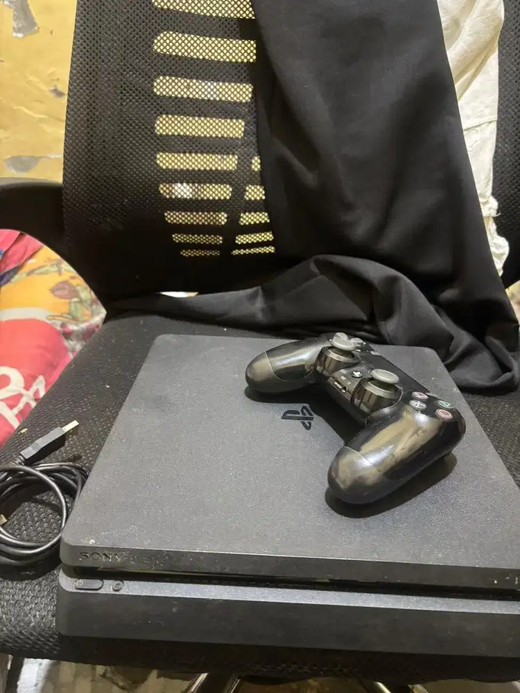 PS 4 SLIM ORIGINAL 1TB