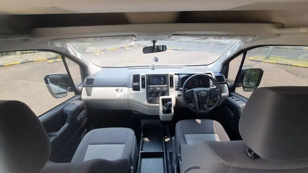 [ GARANSI 5TH ] Hyundai Staria 2.2L 2WD Signature 7 Seater Diesel 2021