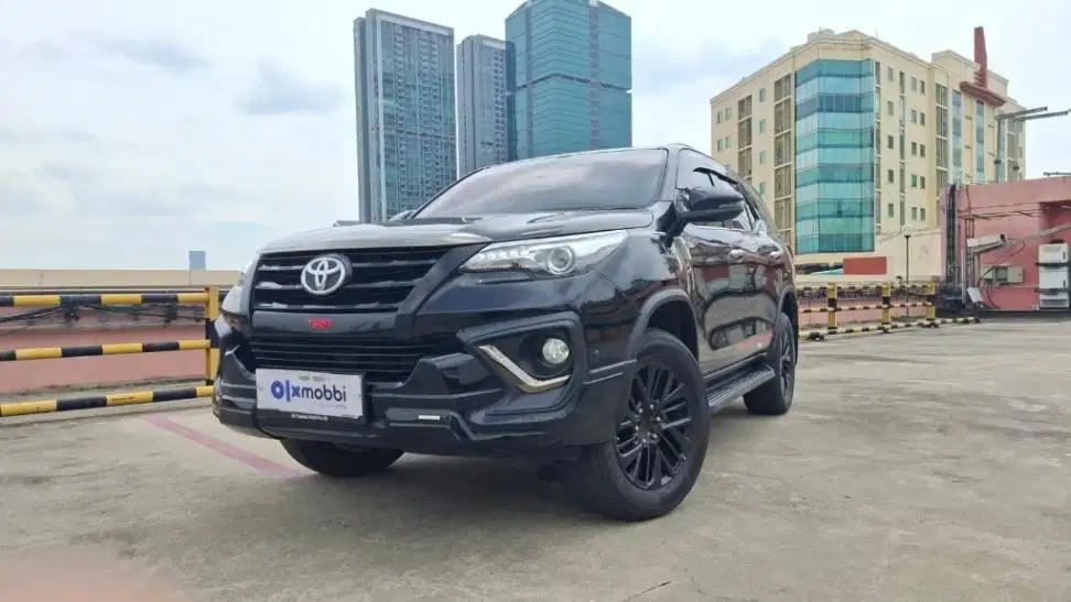 Toyota Fortuner 2.4 4x2 VRZ TRD Solar-AT 2020