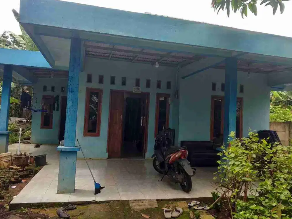 dijual rumah kampung bebas banynir/pedurenan mustika jaya bekasi