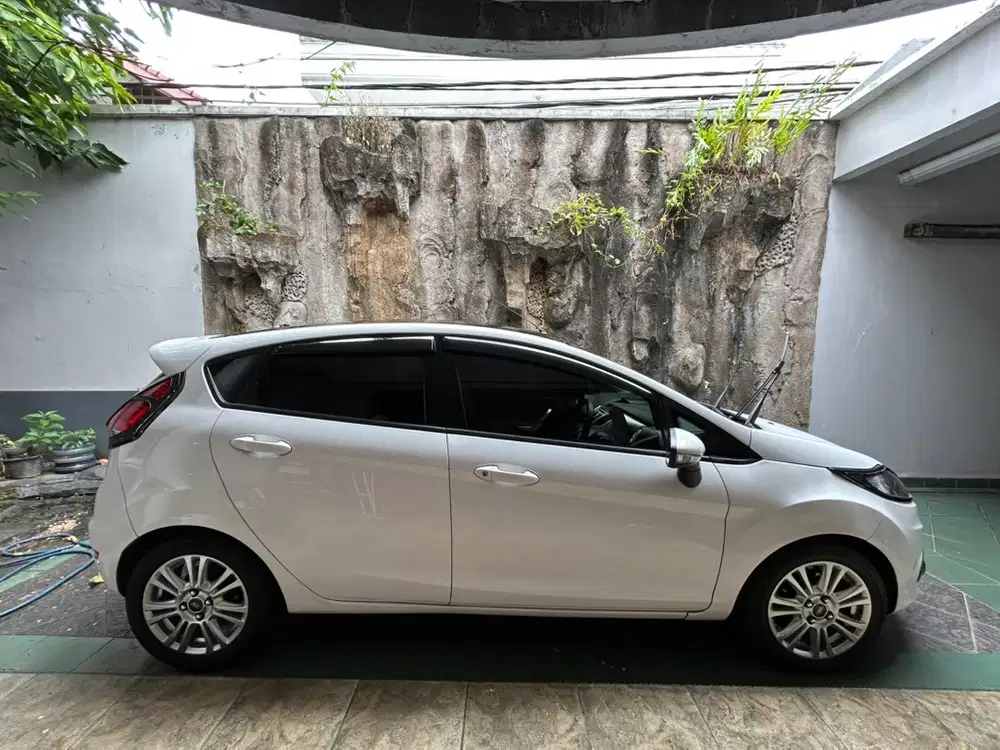 Ford Fiesta 2012 Bensin