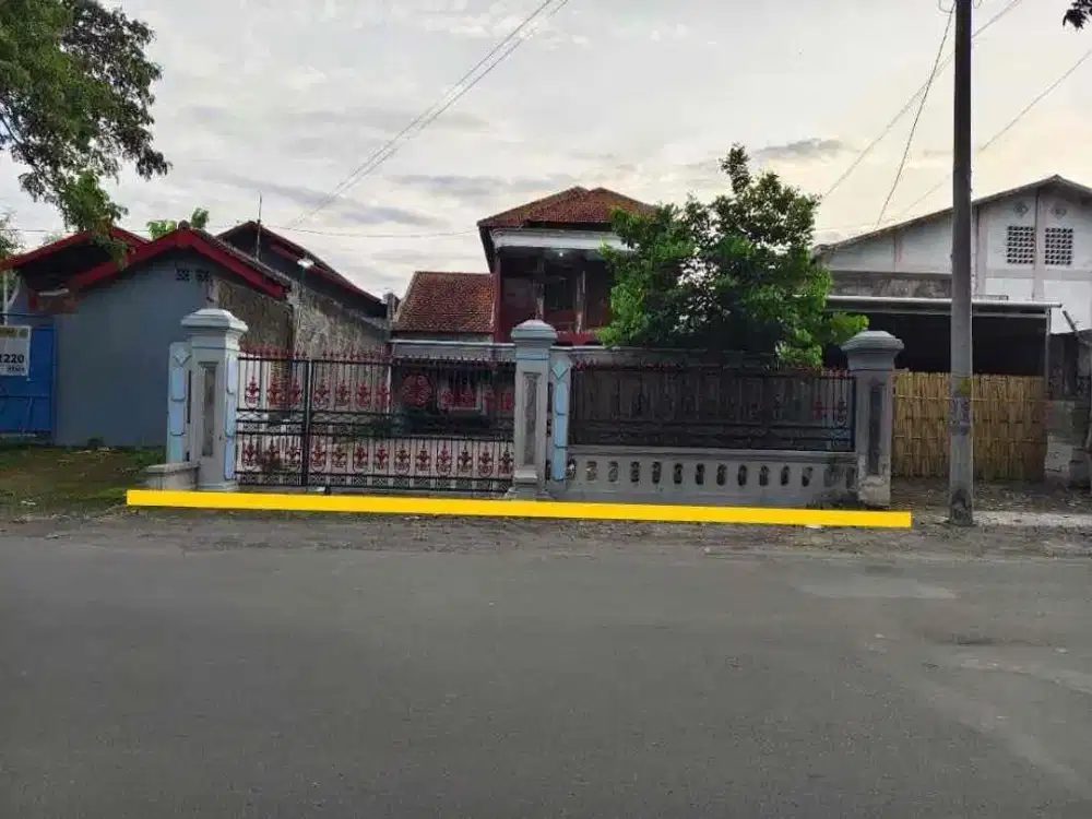Rumah Strategis Pinggir Jln DPU