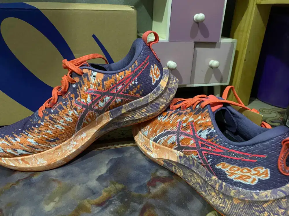 Asics NOOSA TRI 16 (purple) ukurran 41.5