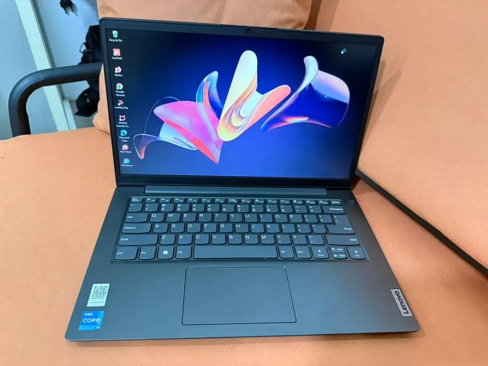 Lenovo V14 Core i3 gen 12 Ram 20 gb