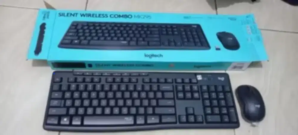 2-in-1 Keyboard Wireless Logitech MK295 + Acome AKM2000
