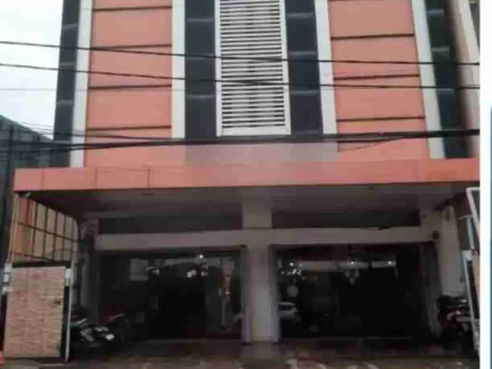 ruko tengah kota