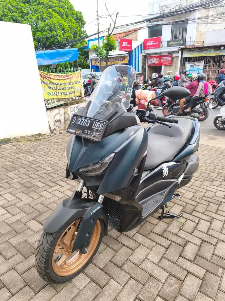 Yamaha X-Max 2022