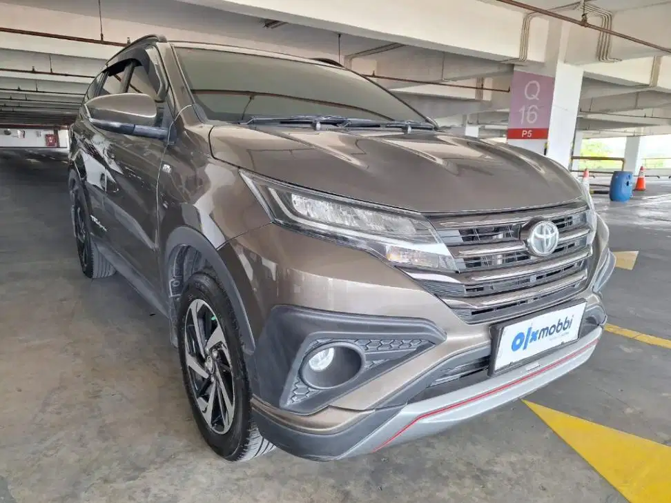 DP RINGAN Toyota Rush 1.5 TRD Sportivo Bensin-AT 2018 Coklat CJYBB