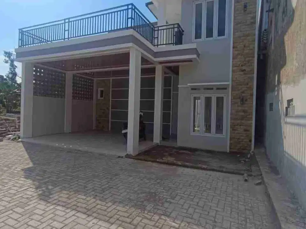 DIJUAL RUMAH MEWAH MASIH GREES DEKAT KAMPUS UII JAKAL KM 13 NGAGLIK SLEMAN