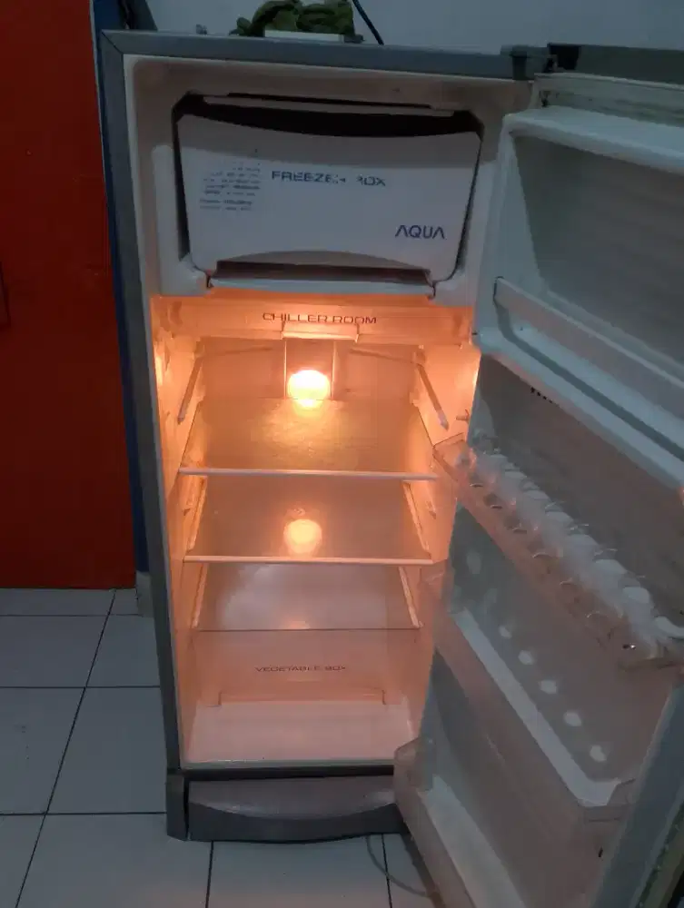 Kulkas Aqua 1 pintu normal
