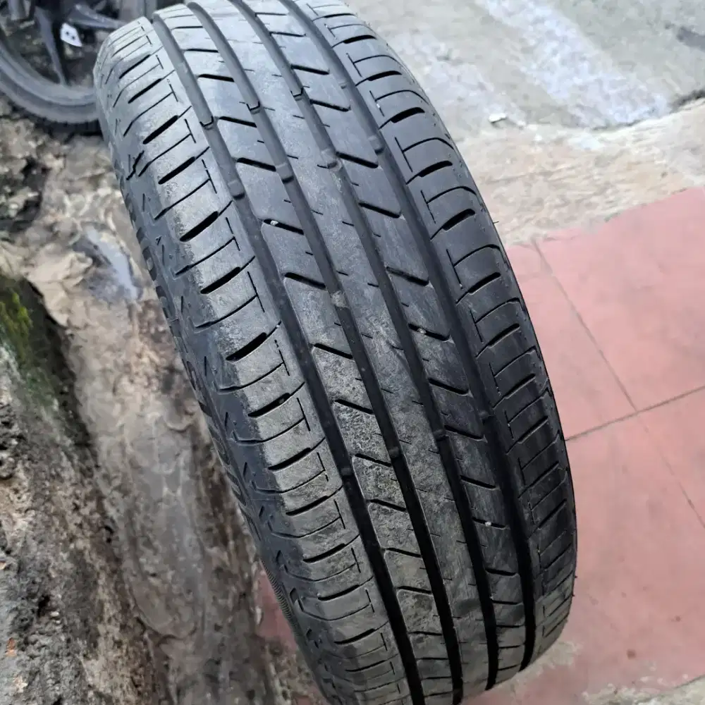 Ban 195 60 r16 bridgestone ecopia like new brv ertiga xl7 avanza veloz