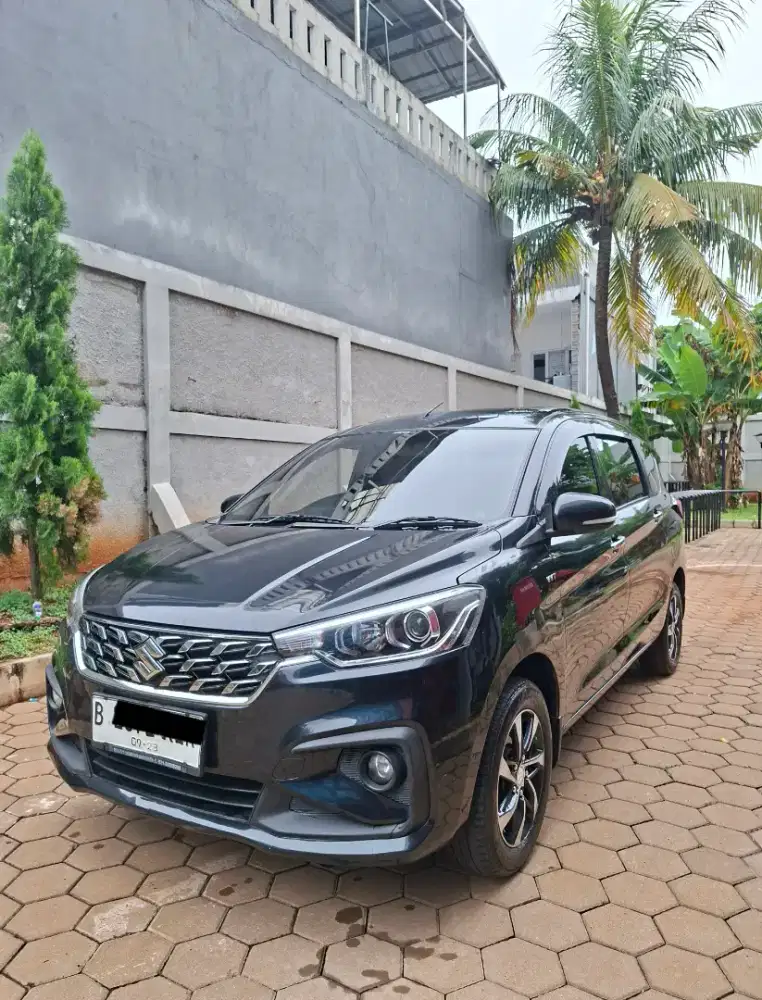 (Harga Cash) Ertiga GX Hybrid AT NIK 2023 Hitam