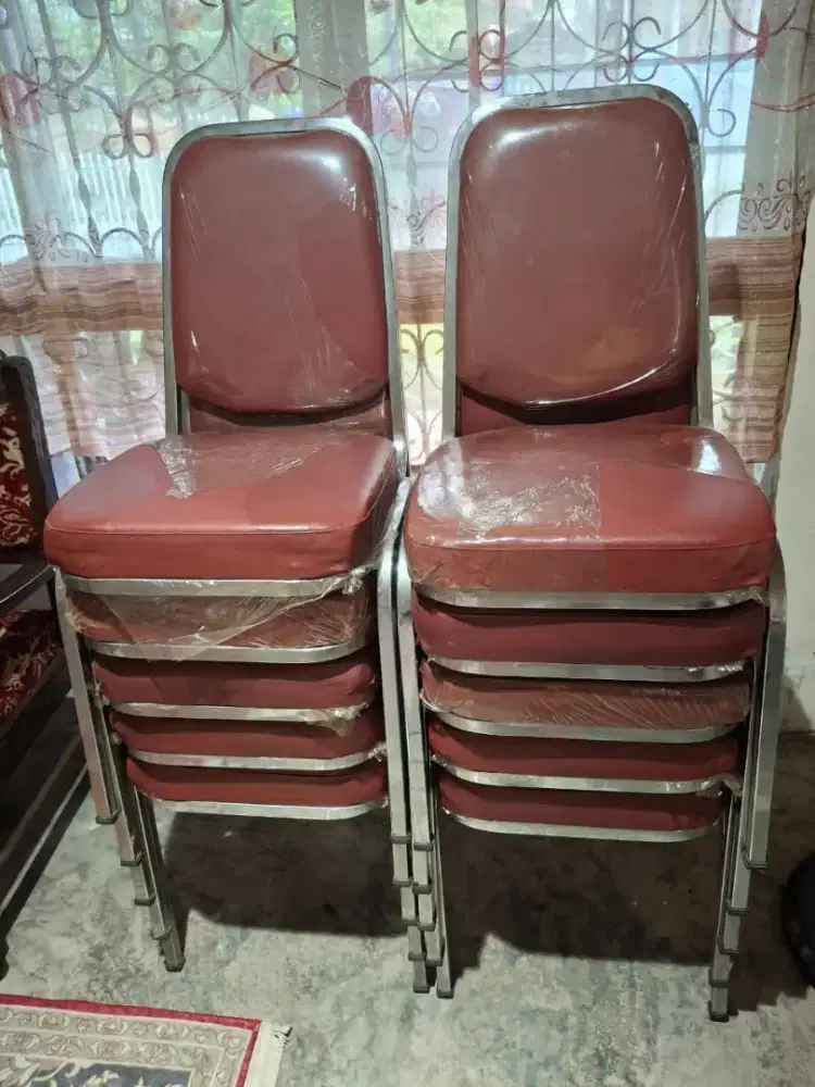 JUAL KURSI 12 UNIT BEKAS (NEGO)