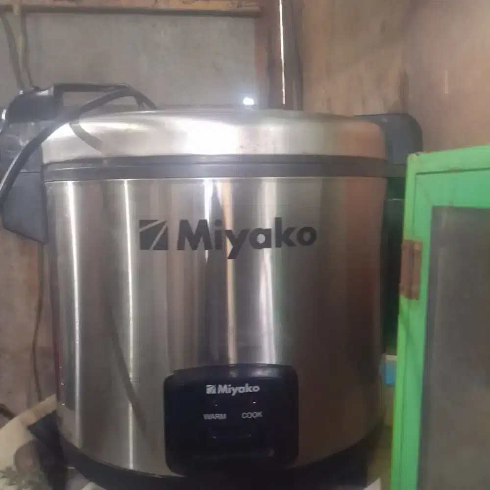 Race cooker merk Miyako ukuran 7 liter
