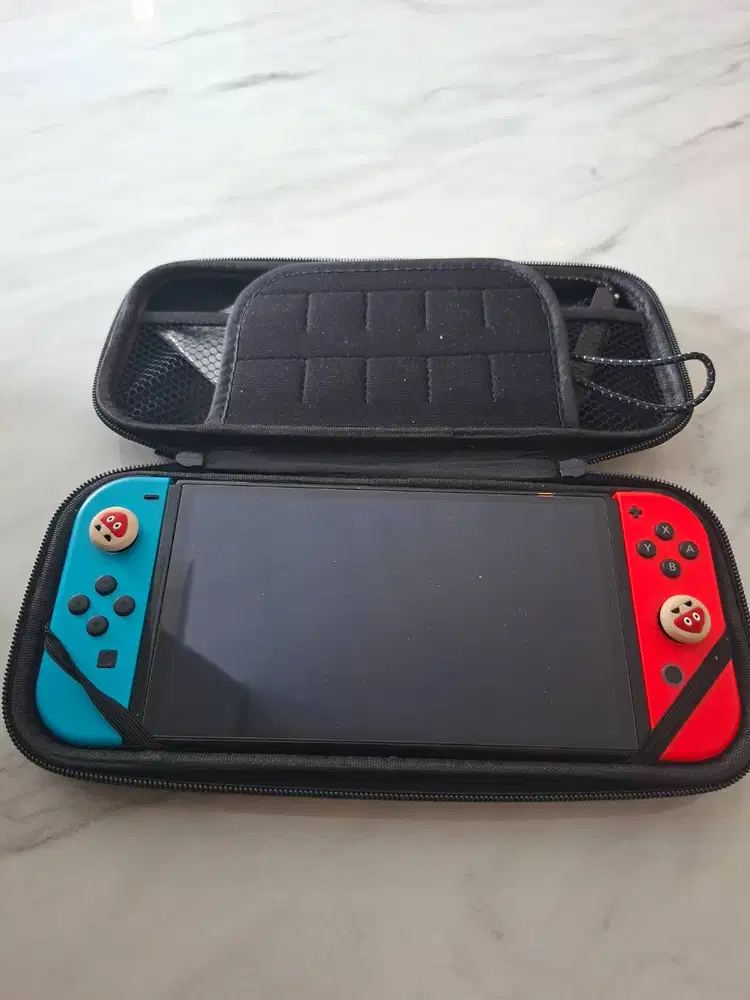 Nintendo switch OLED 256GB