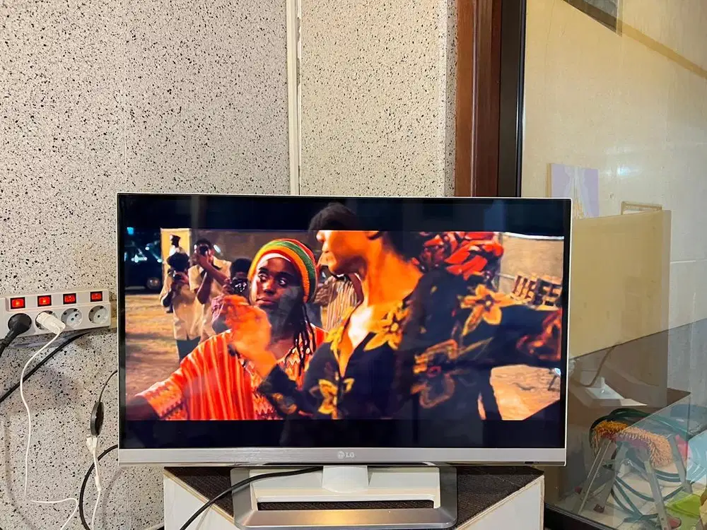 LG LCD LED TV 32inch