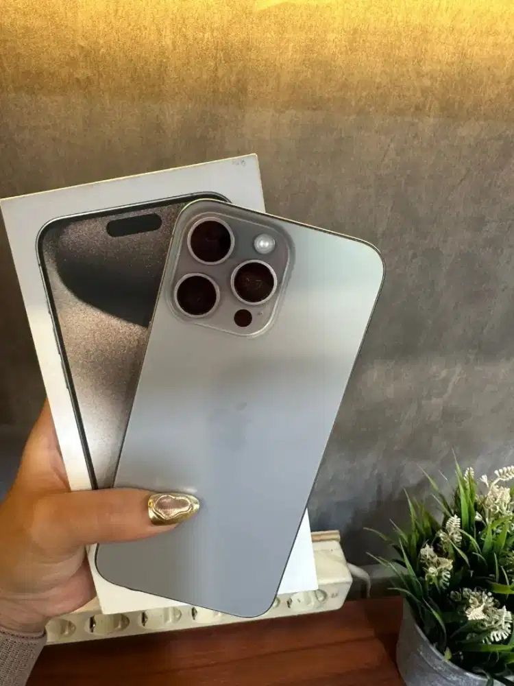 iPhone 15 Pro Max 255GB Natural BH 85% Eks iBox