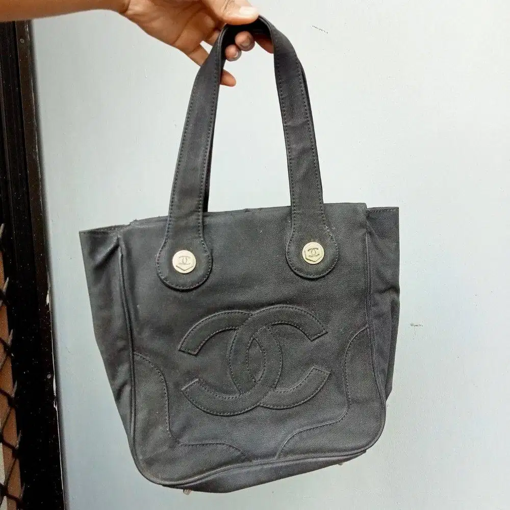 Tas Handbag Chanel Black Canvas Wanita
