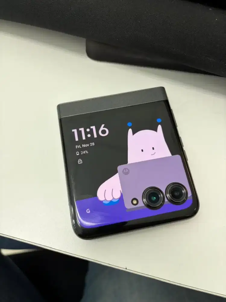 Motorola Moto Razr 50 128 GB Black