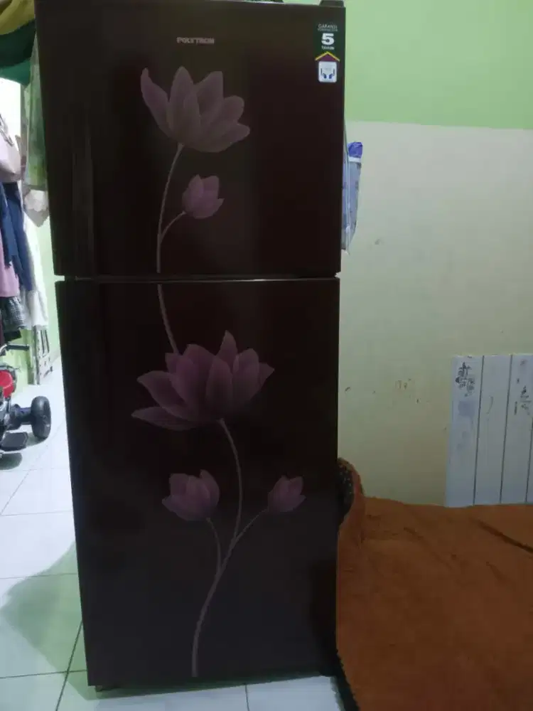 Kulkas 2 pintu polytron 1,2 nego