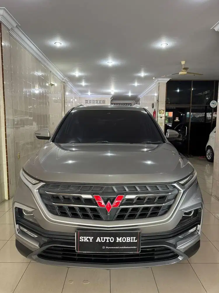Wuling Almaz Exclusive 5 Sester Silver 2019