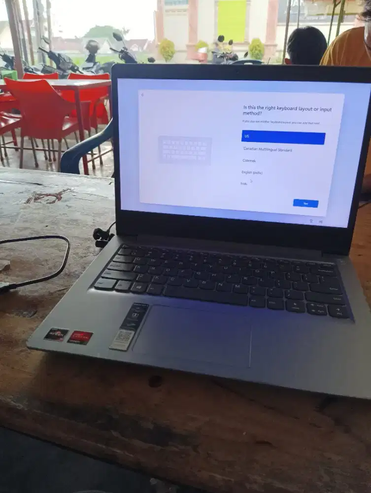 Pemasangan OS Di Tempat