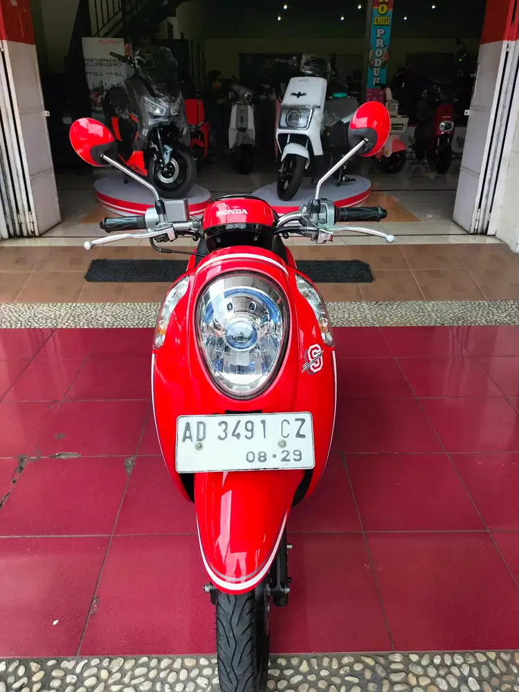 SCOOPY FI 2014 MURAH