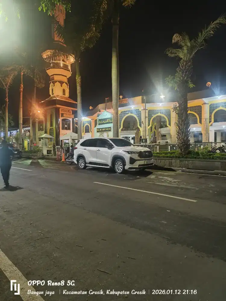 Di jual mobil toyota innova V hybrite