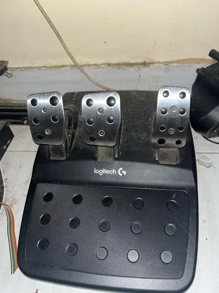 Logitech simulator rancing