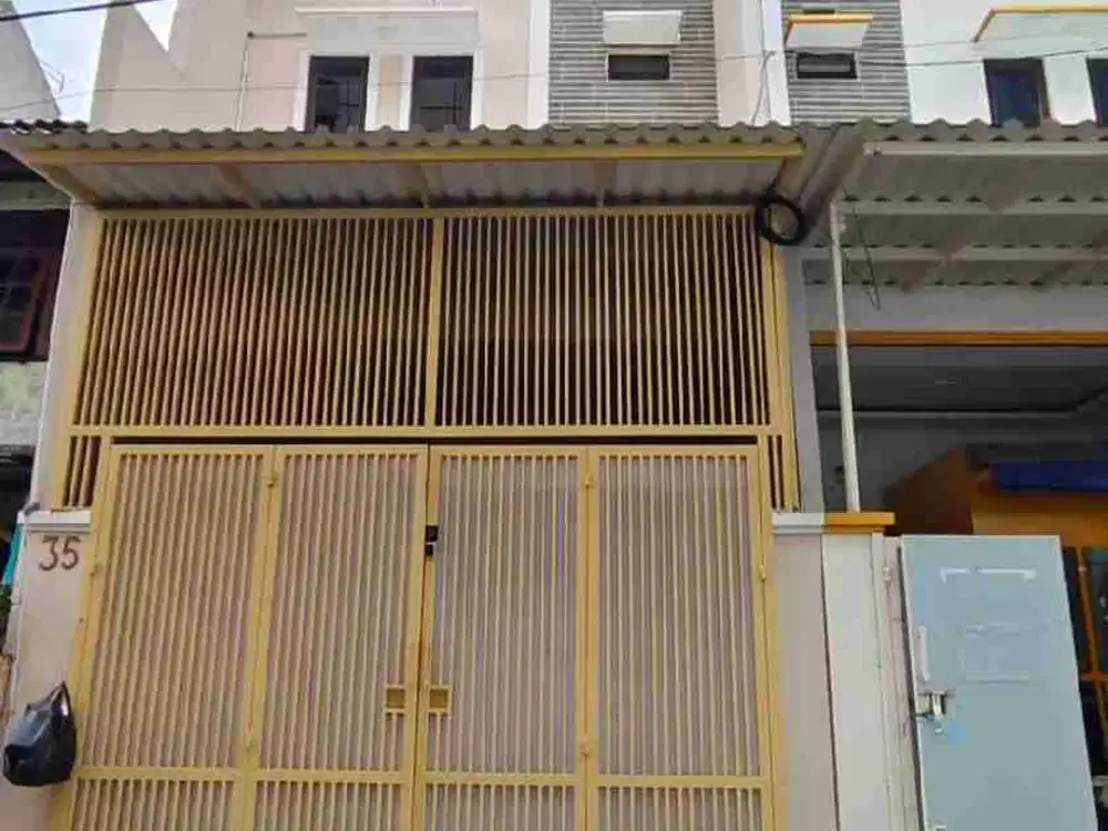 Dijual Murah bangett!!! RUMAH 3 LT Di Tanjung Duren dekat CP Mall, Sekolah, BPK Penabur, Kampus ternama. Rumah 4,5 x 12,5 m2 SHM SELATAN SEMI , survei