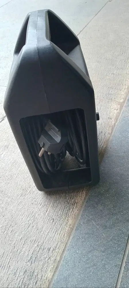 Di jual cepat kabel Reel merek krisbow panjang 15 meter